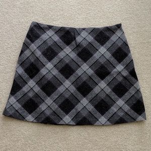 35th & 10 Plaid Patterned Skirt